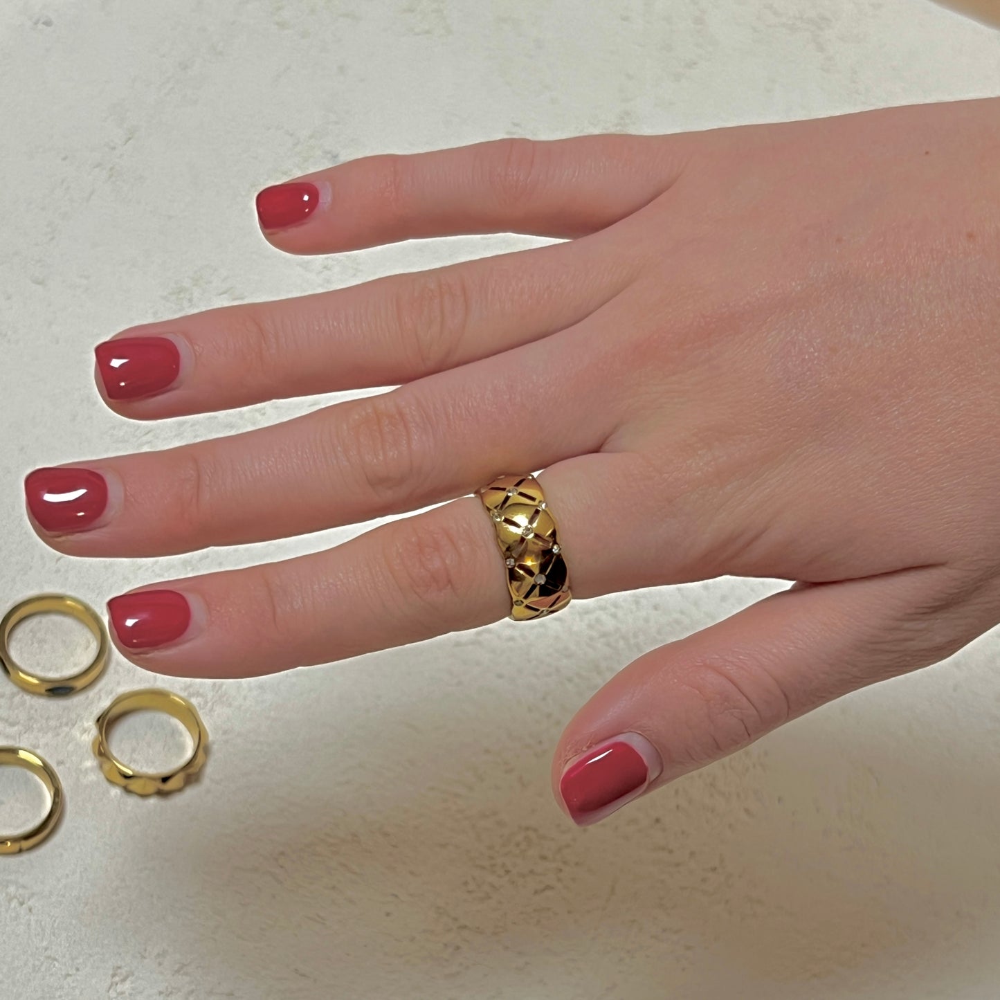 Statement Ella ring